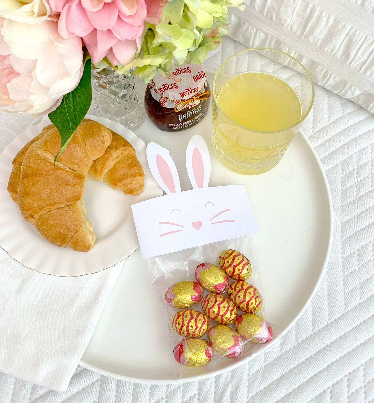 Printable Easter Bunny Treat Bag Topper Template, Easter Egg Gift Bag Topper, Easter Candy Bag Topper, Classroom Easter Gift, White Pink