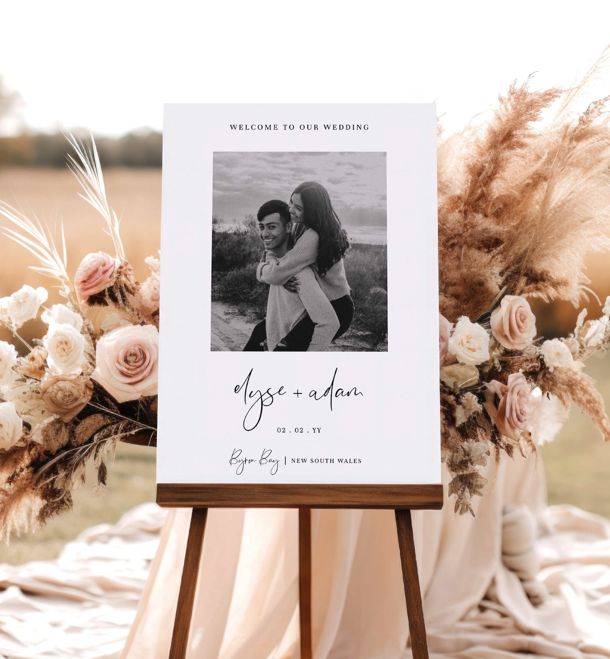 Printable Photo Wedding Welcome Sign, Modern  Script Welcome Sign, Elegant Photo Wedding Poster, Large Wedding Welcome Sign, Gigi Script