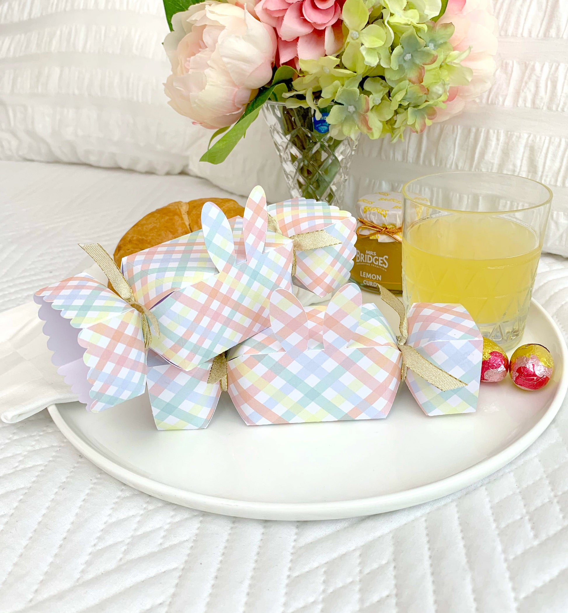 Printable Easter Bunny Cracker Box Template, Editable Easter Egg Gift Box, Easter Candy Box, Easter Egg Bonbon, Multi Coloured Gingham