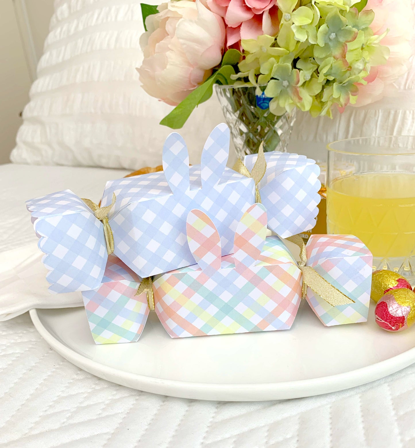 Printable Easter Bunny Cracker Box Template, Editable Easter Egg Gift Box, Easter Candy Box, Easter Egg Bonbon, Multi Coloured Gingham