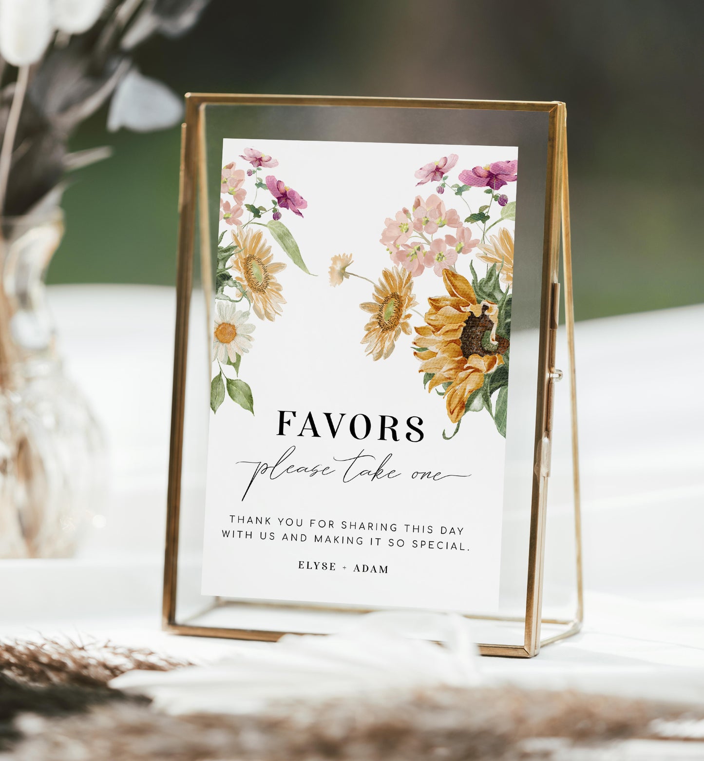 Mews Floral White | Printable Favours Sign Template